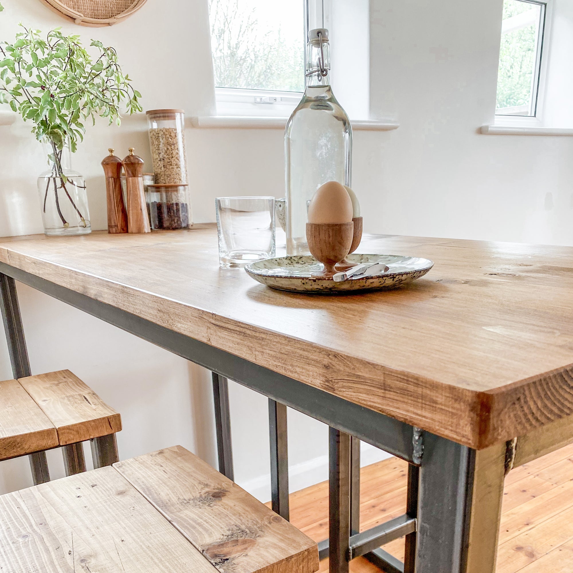 Breakfast bar table kitchen stool set tall high stools pair 4 seat 6 seater island pub bench oak Solid wood reclaimed industrial Media 1 of 19