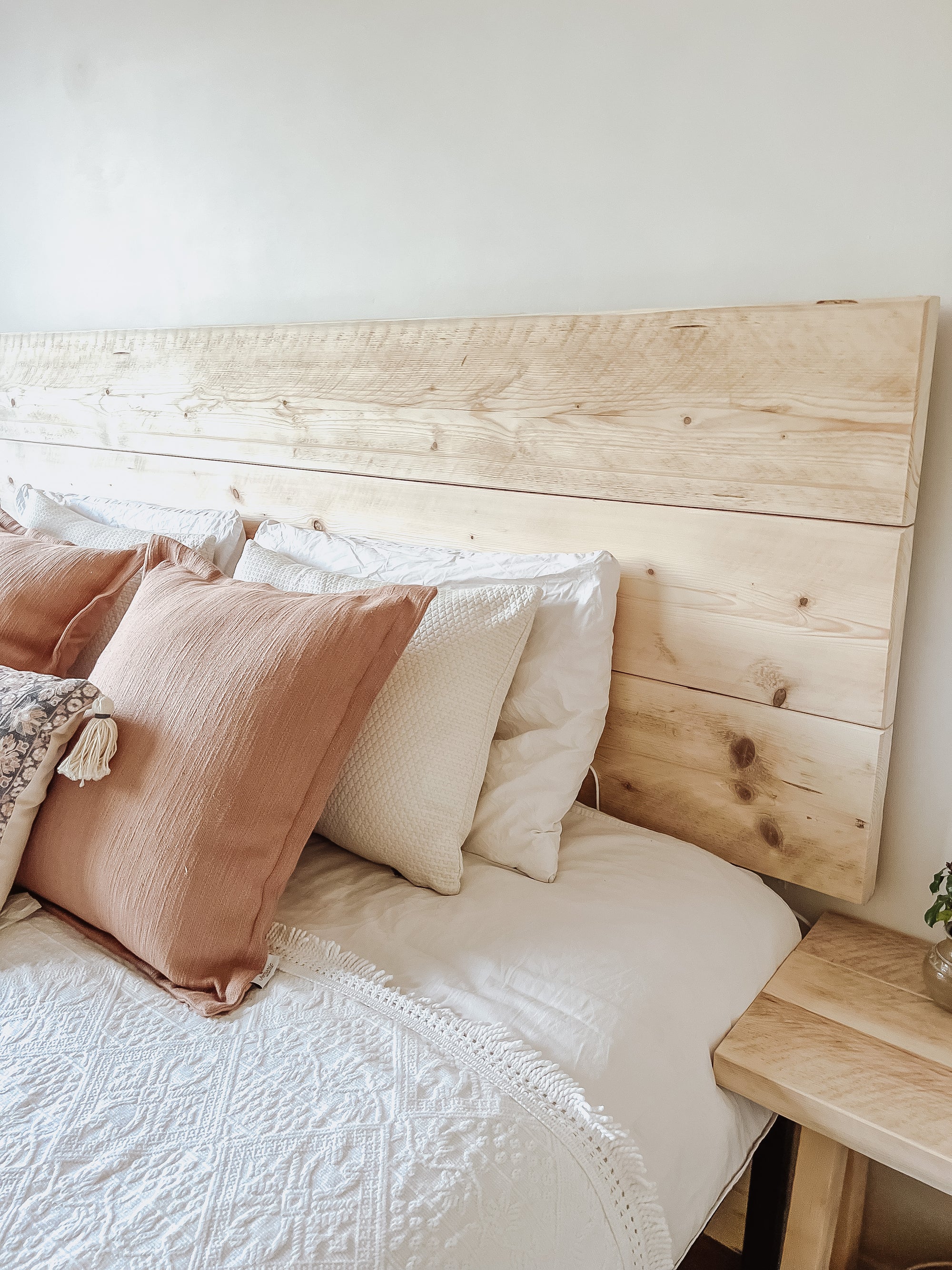 Rustic wooden headboard Natural wood Handmade reclaimed wood head board for bed vintage grey limed vintage - Coastal Range