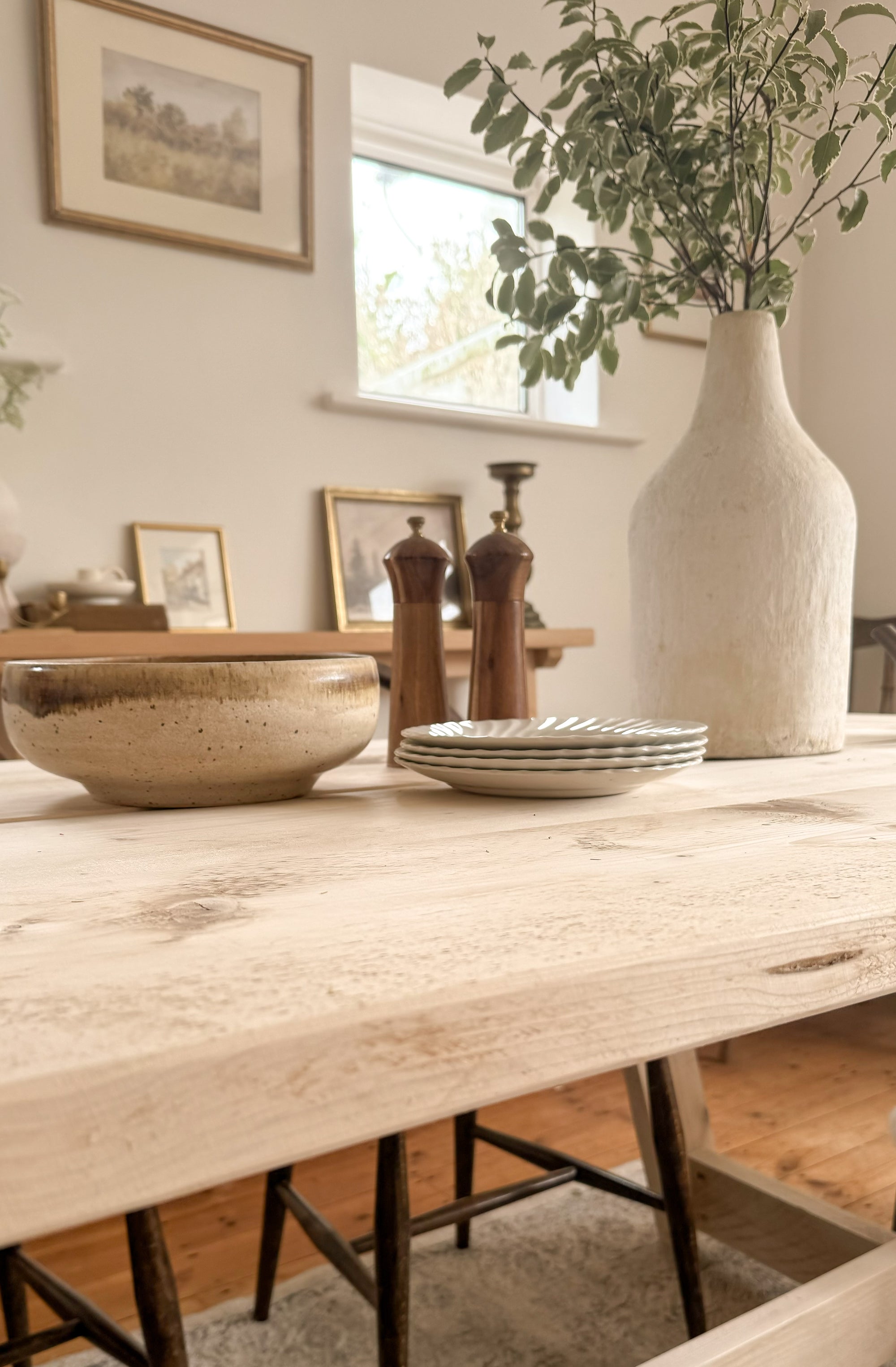Natural reclaimed wood grain close up of the rustic dining table.